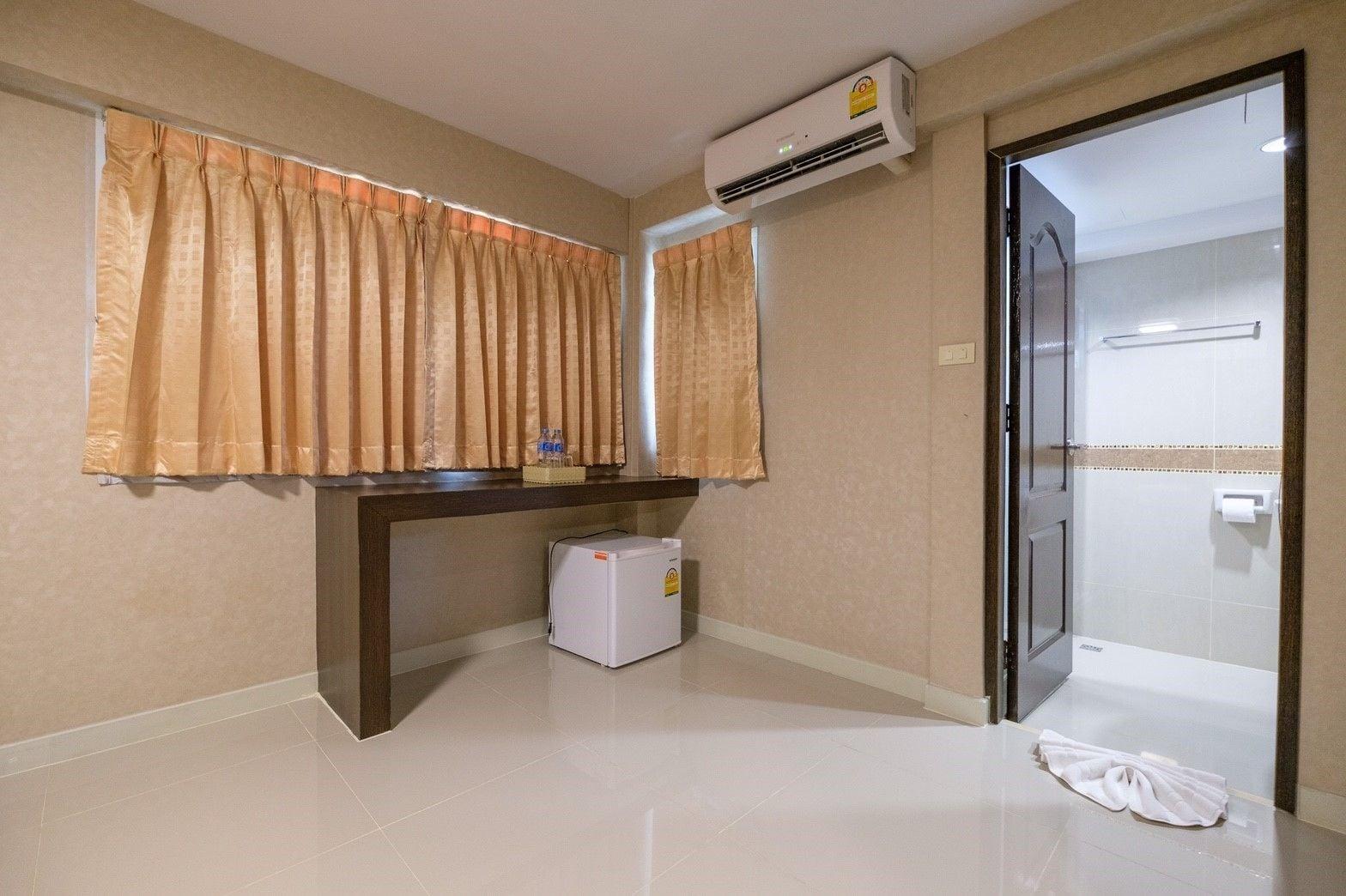 Nrc Residence Bangkok Exterior photo