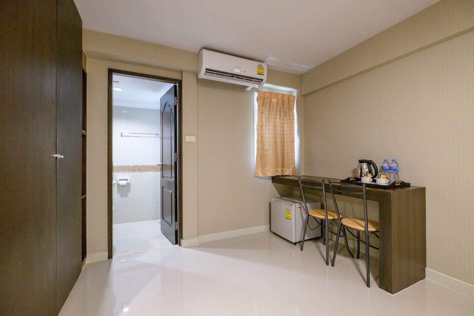Nrc Residence Bangkok Exterior photo